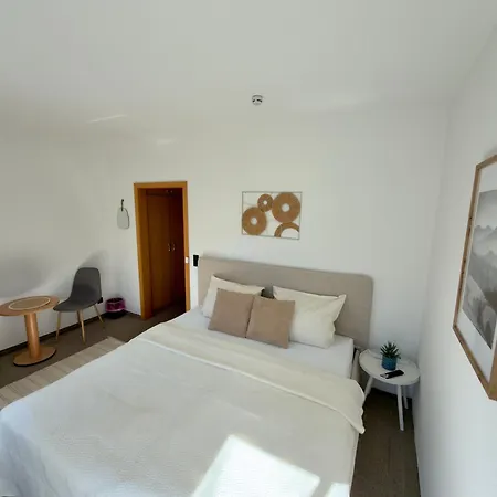 Aparthotel Zur Linde - by Willms&Schömer eG-2